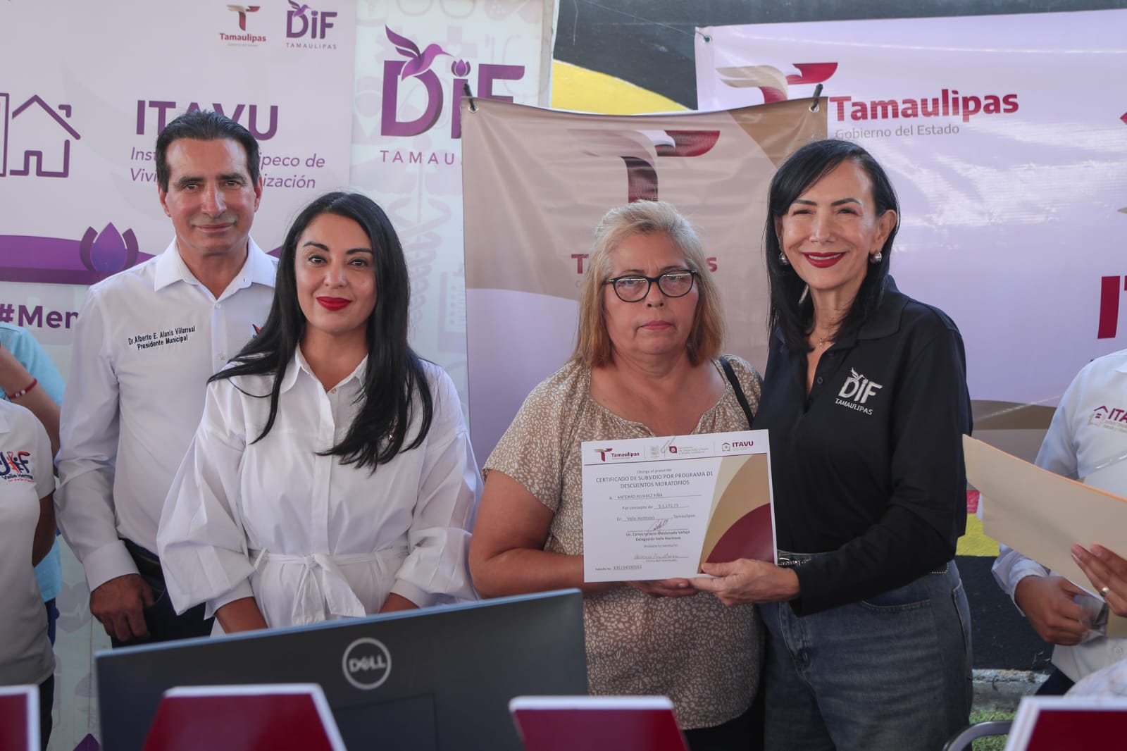 Atiende DIF Tamaulipas a familias de Valle Hermoso