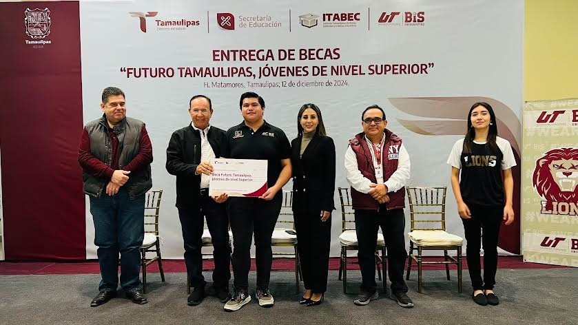 Entrega ITABEC 800 Becas Futuro Tamaulipas