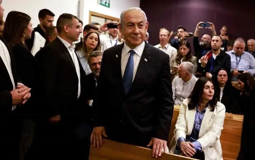 Netanyahu declara por primera vez en juicio por corrupción