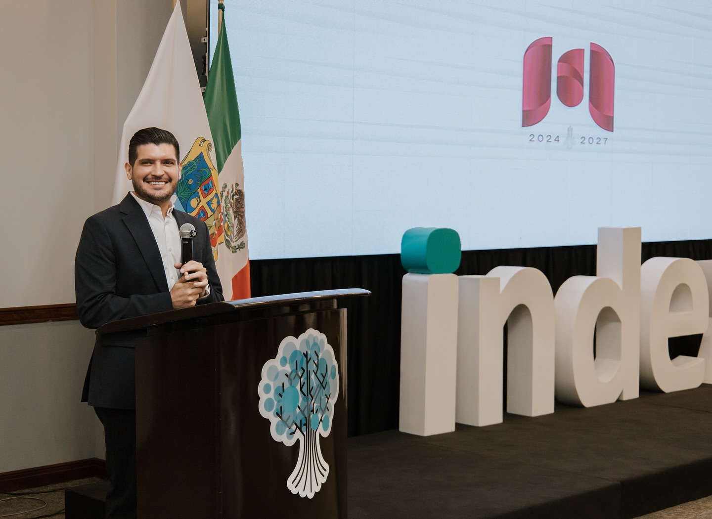 Alberto Granados presenta sus primeros 100 días de gobierno ante Index