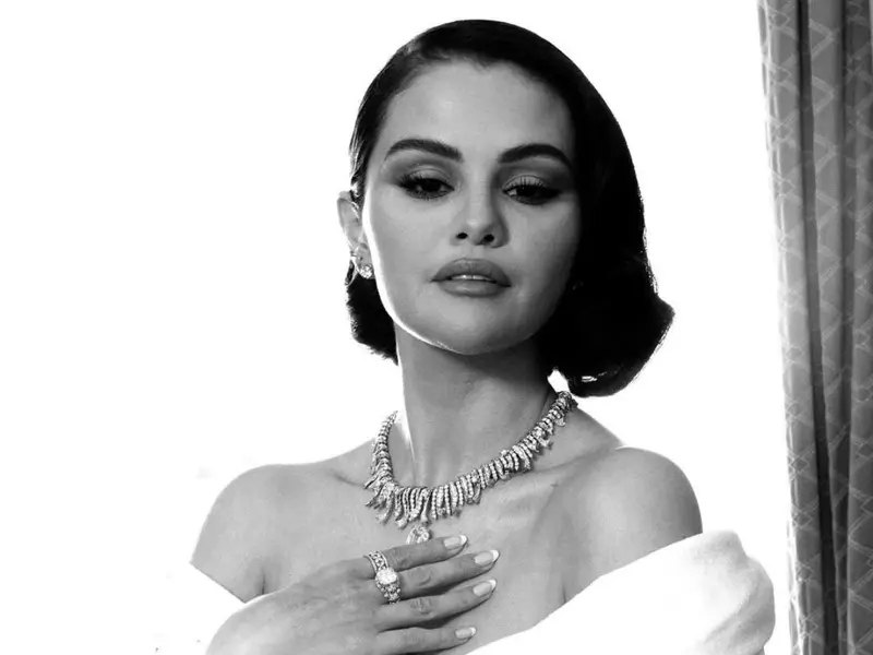 Selena Gomez anuncia colaboración con Gracie Abrams