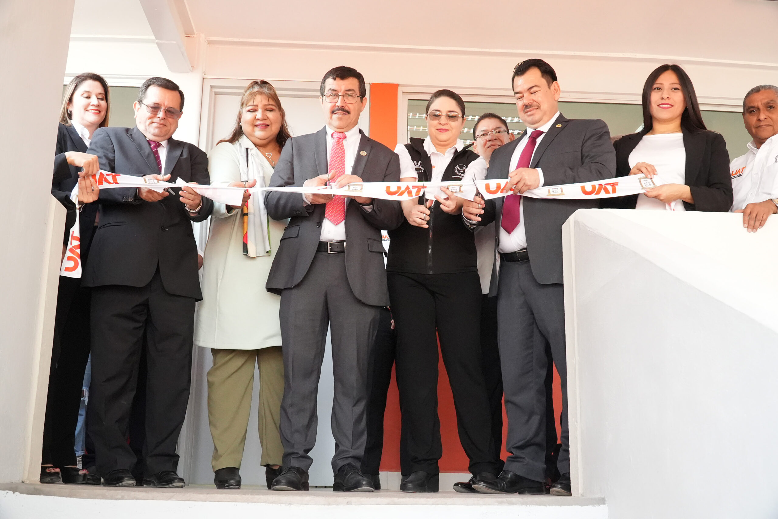 Rector de la UAT inaugura obras en la Facultad de Derecho Victoria