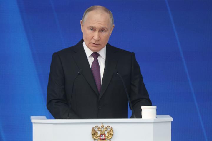 “Putin Desvela Nuevo Tanque: ¿Una Nueva Amenaza para Ucrania?”
