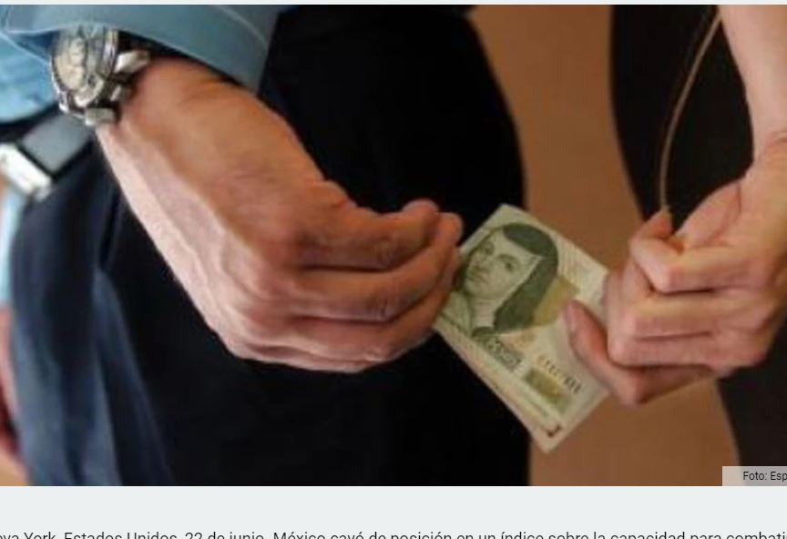México baja al puesto 140 y obtiene su calificación más baja en el Índice de Corrupción
