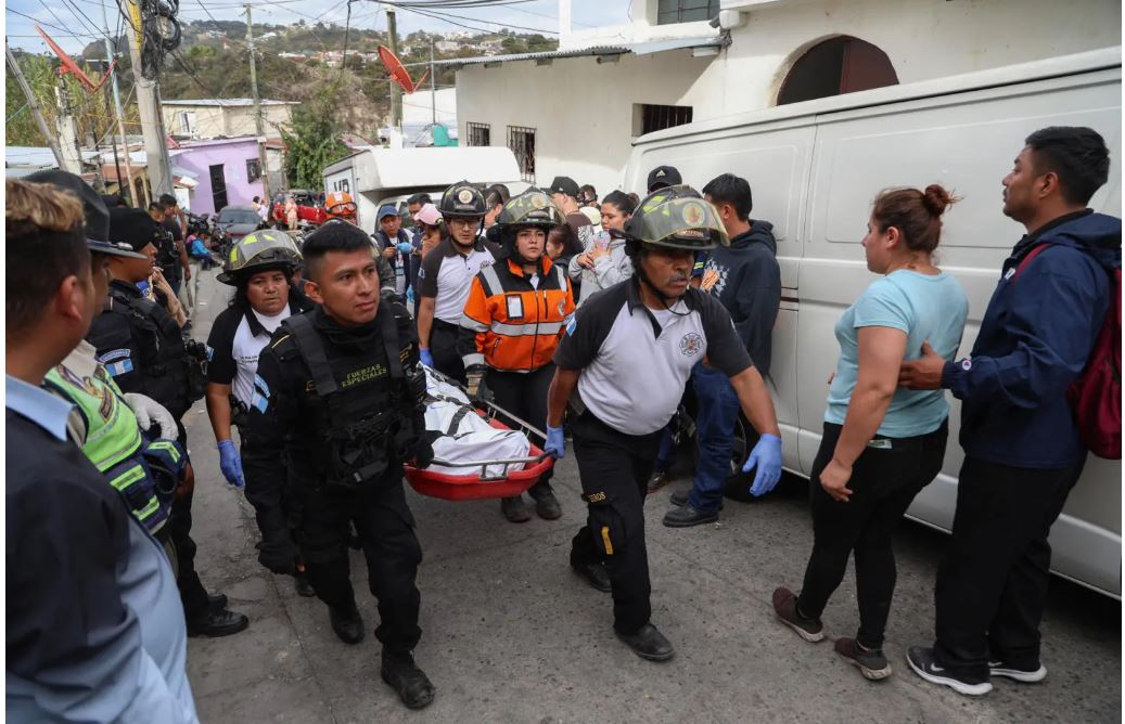 De México, una de las 54 víctimas de accidente de autobús en Guatemala