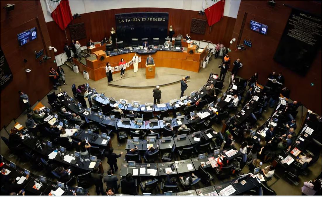 Senado prohíbe nepotismo y reelección hasta el 2030