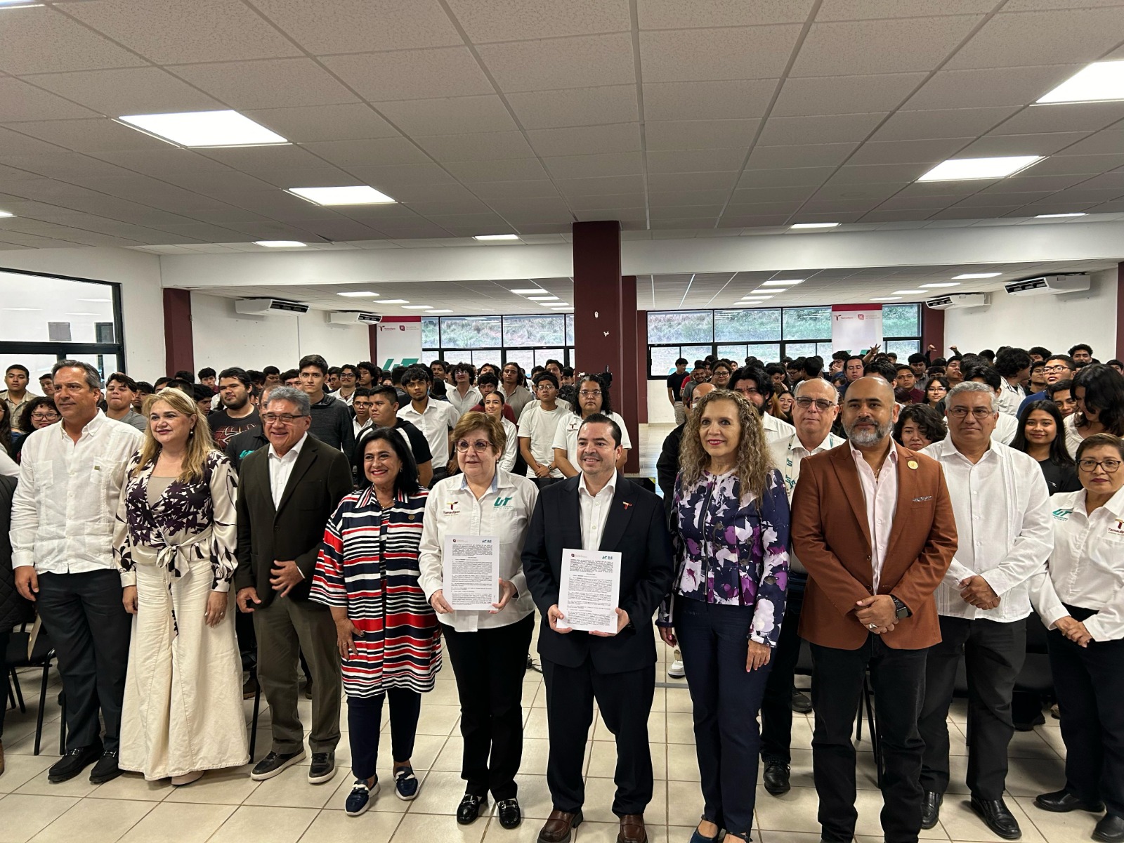 Celebra Secretaría de Desarrollo Energético y la UTA firma de convenio