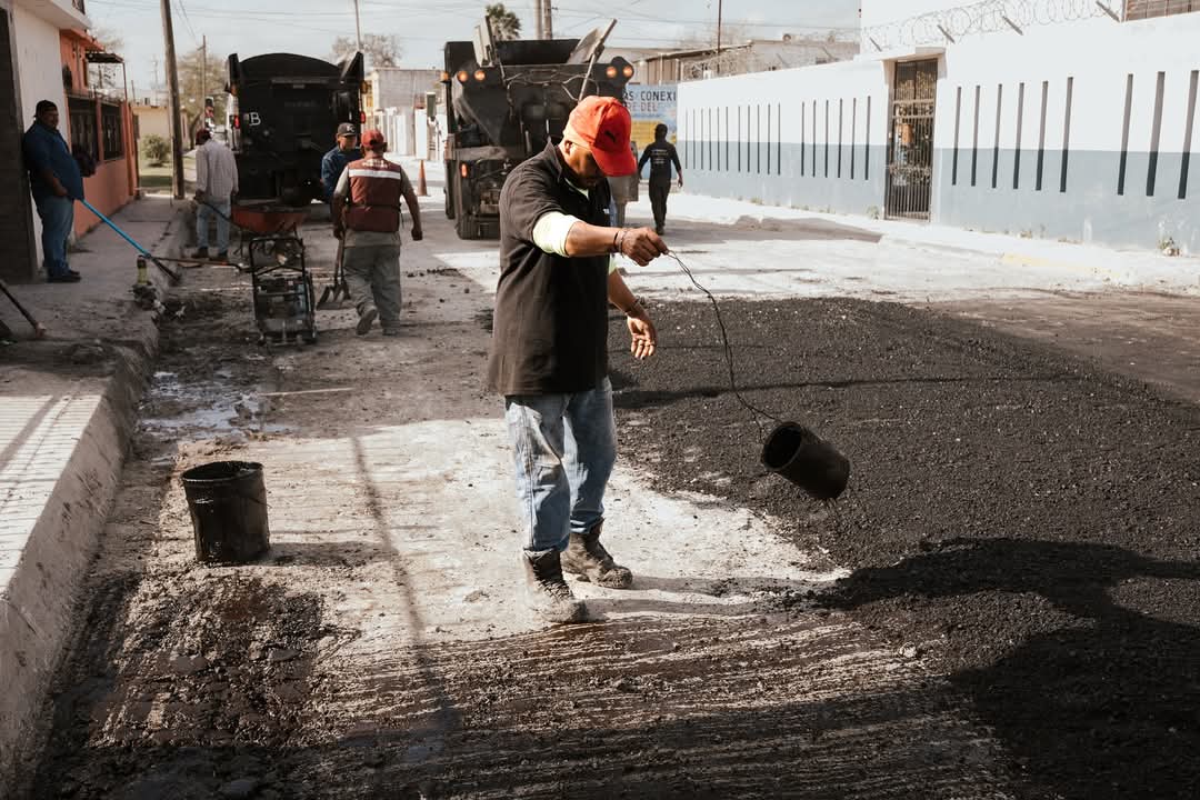 Mejora Gobierno de Matamoros calles de la Colonia México Agrario