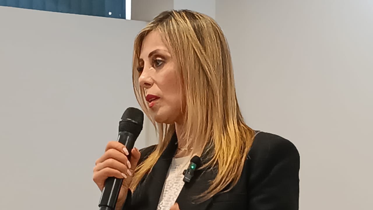Marisela Morales candidata a la ministra de la Suprema Corte se reúne con estudiantes en CD. Victoria