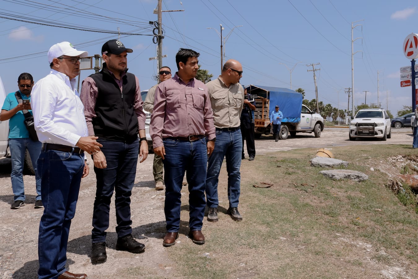 Supervisa el Alcalde Beto Granados el dren de la Colonia Chulavista