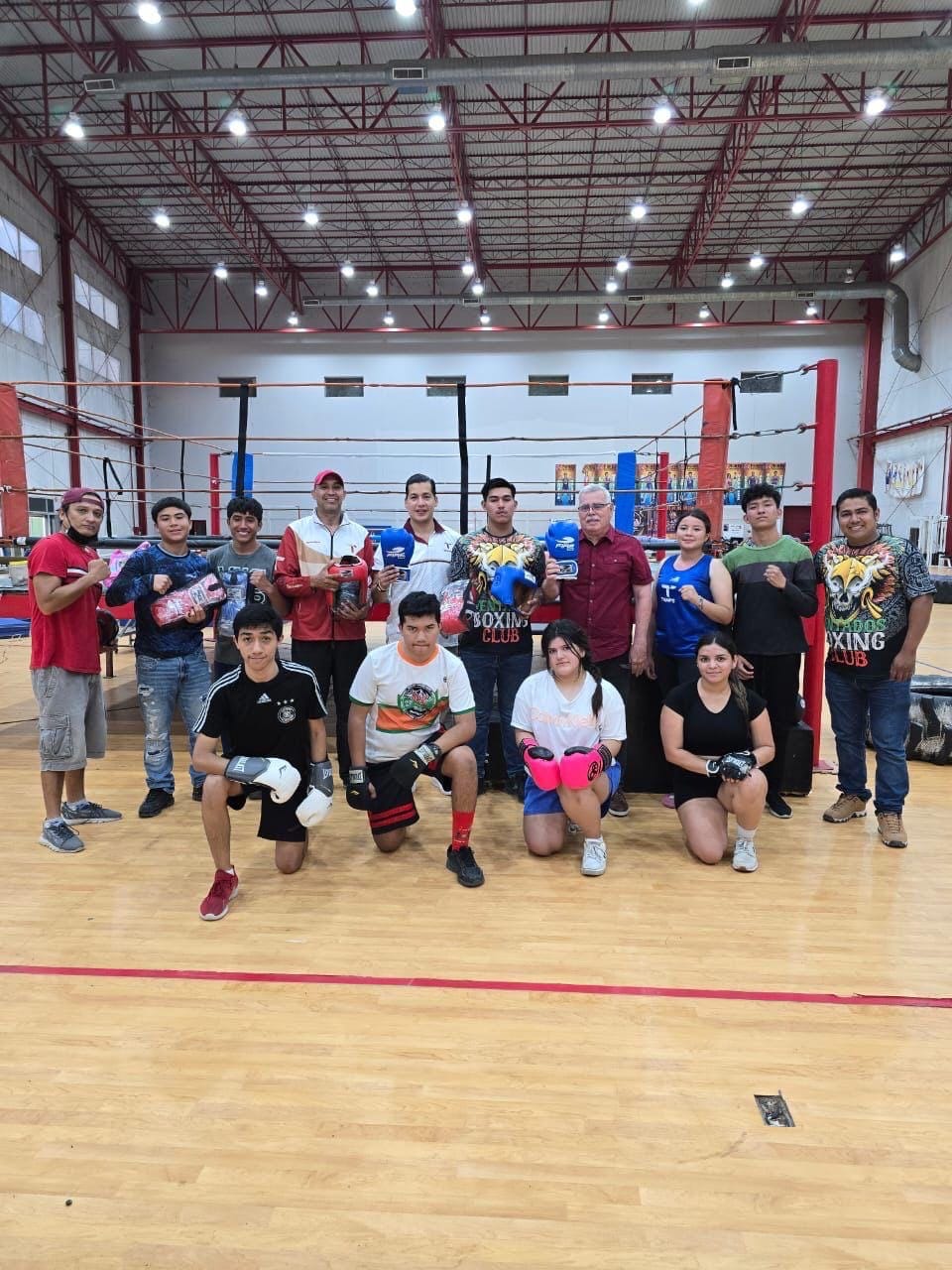 Visita directora del INDE Tamaulipas a deportistas de Matamoros