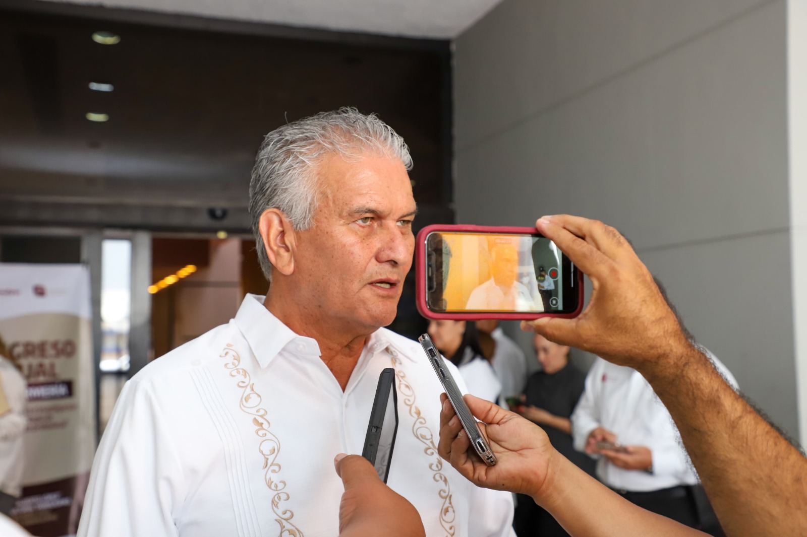 Exhorta Salud a la población a vacunarse y completar esquemas