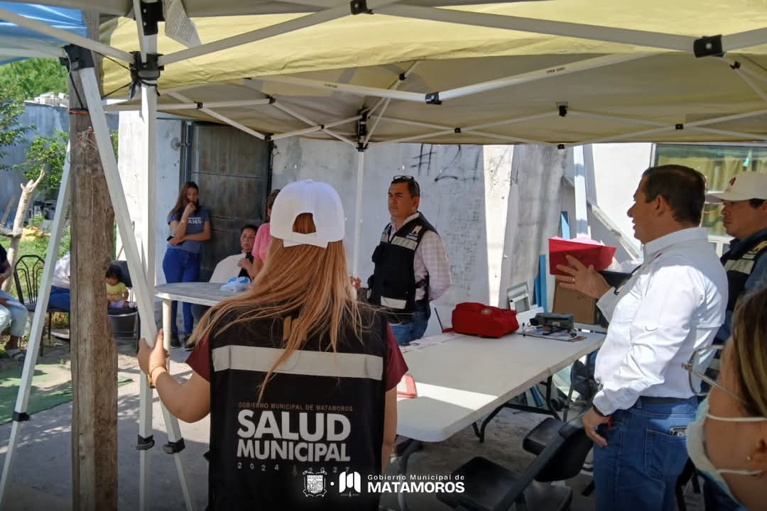 Realiza gobierno municipal brigada de Salud en la Francisco Izaguirre y Valle de Aragón