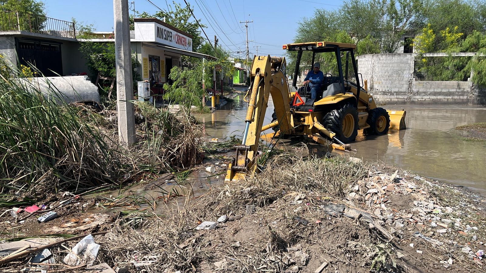 Se suma Secretaría de Obras Públicas a la brigada estatal de apoyo a Reynosa