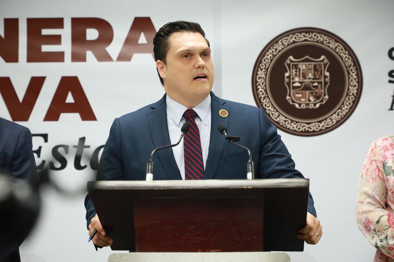 Exhorta Congreso a Makito reducir gastos personales excesivos