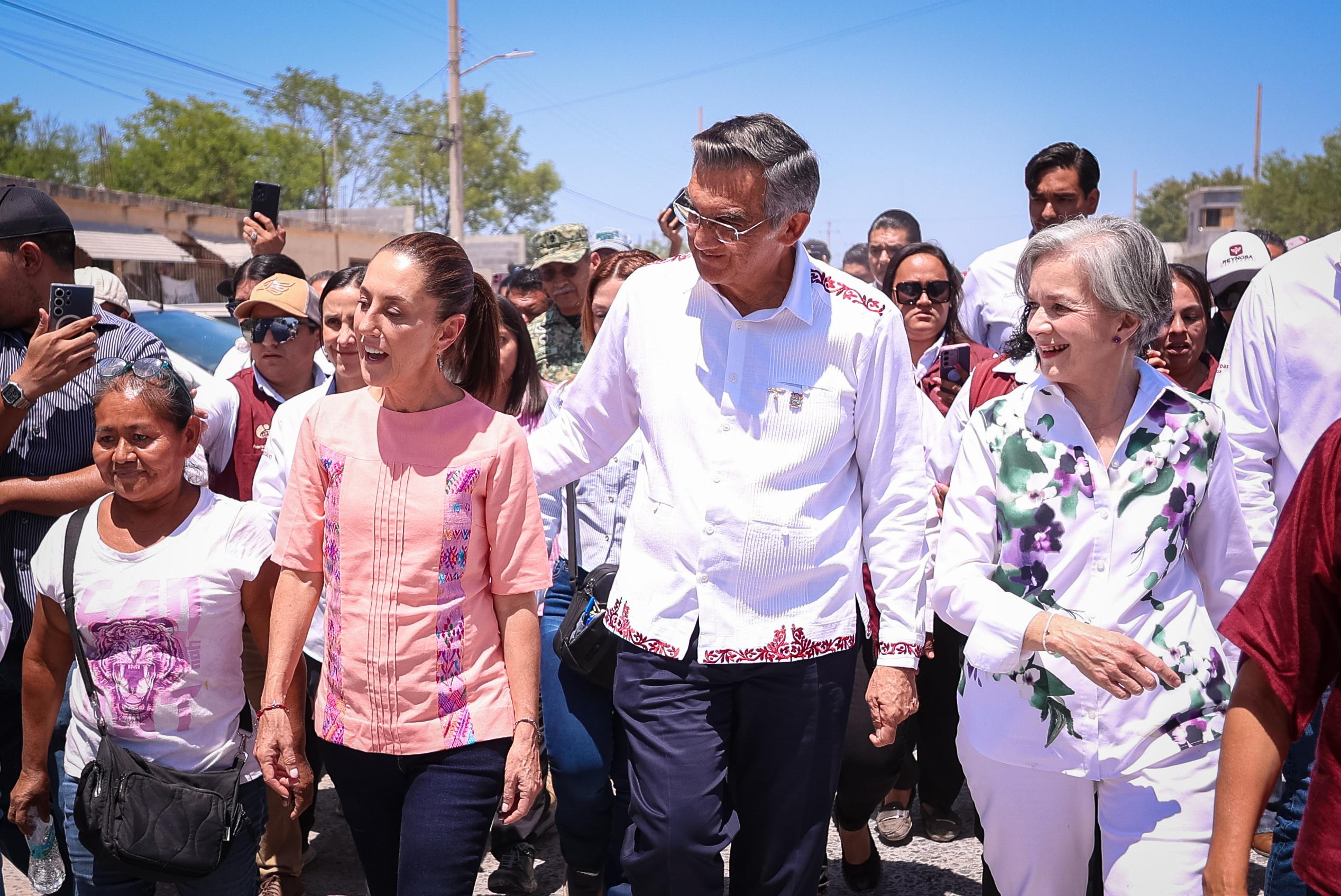 La presidenta Claudia y el gobernador Américo visitan a damnificados de Reynosa
