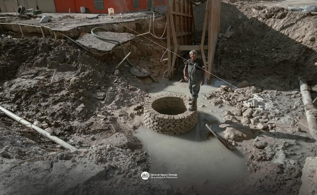 Supervisa Gobierno Municipal avance de obra de drenaje en la colonia Lucero