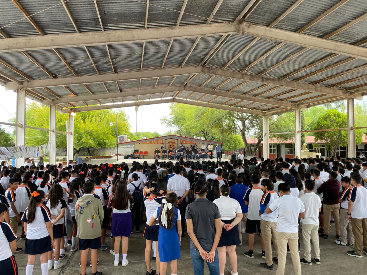 Regresan a clases más de 12 mil alumnos en el Valle de San Fernando tras vacaciones de Semana Santa