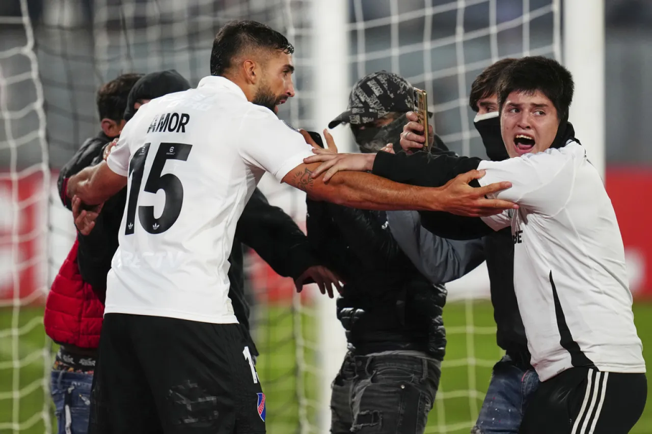 Chile: mueren dos personas por estampida en juego de Copa Libertadores