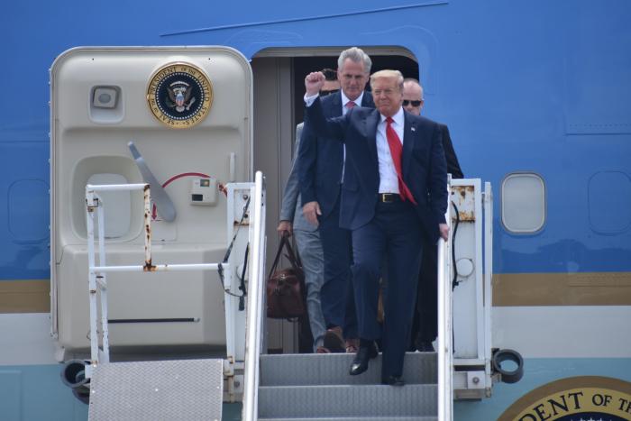 Trump considera viajar a Turquía para impulsar negociaciones con Ucrania