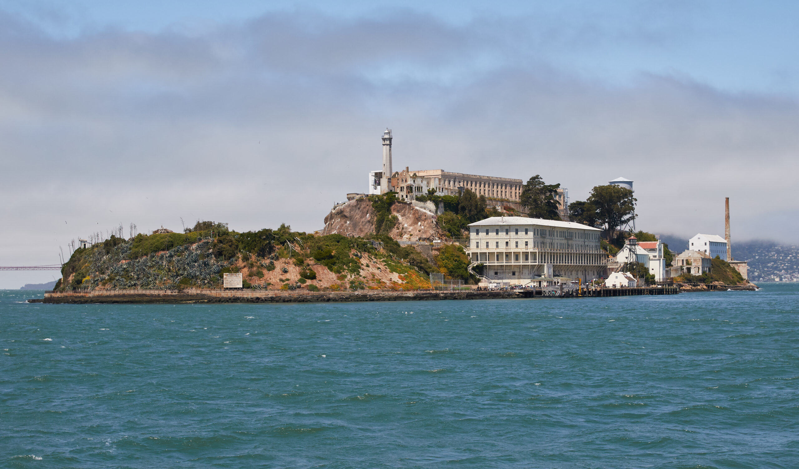Trump ordena “reabrir” Alcatraz