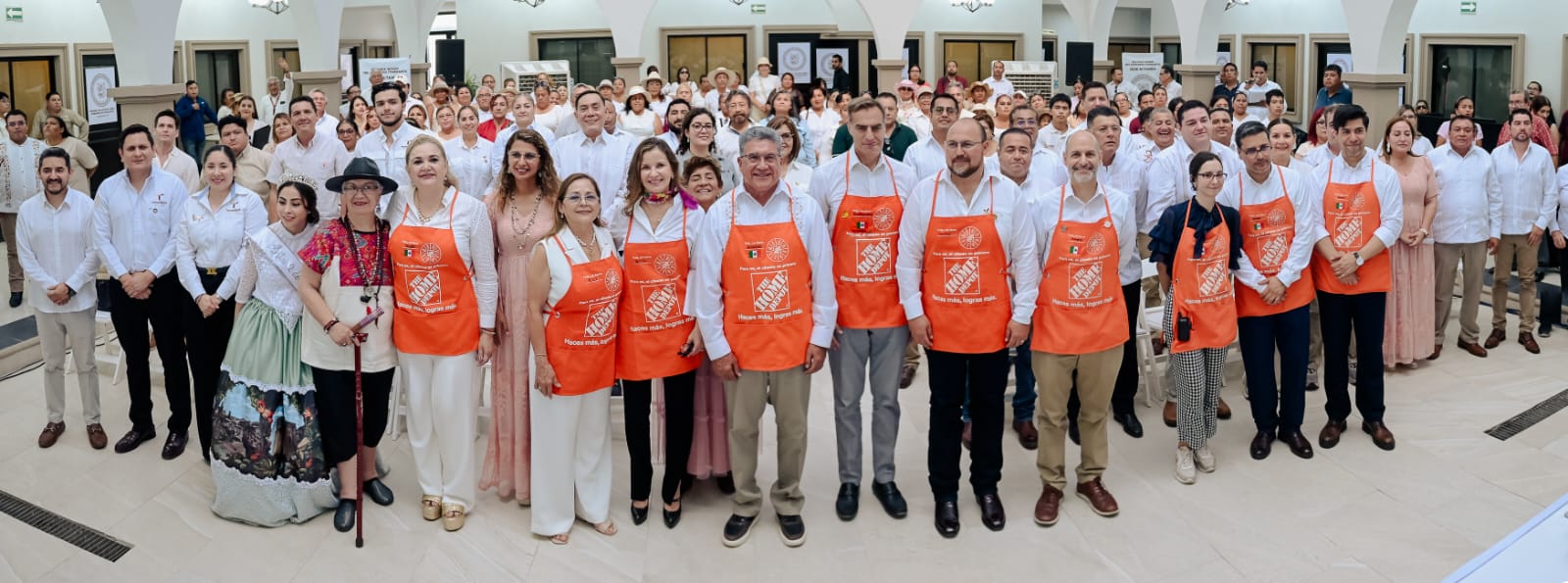 Invierte The Home Depot 418 mdp en Altamira