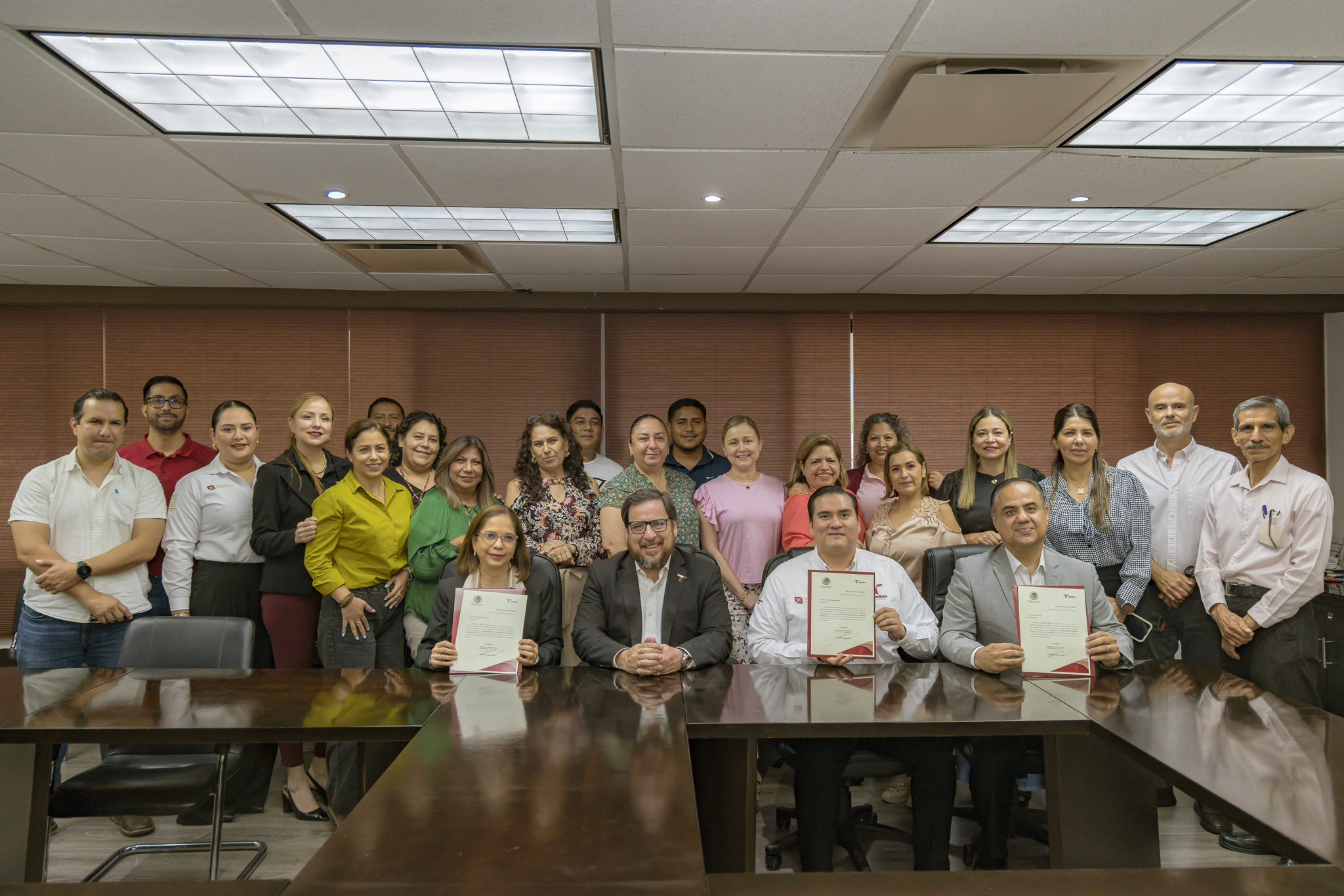 Dan nombramientos a titulares de subsecretarías en la SET