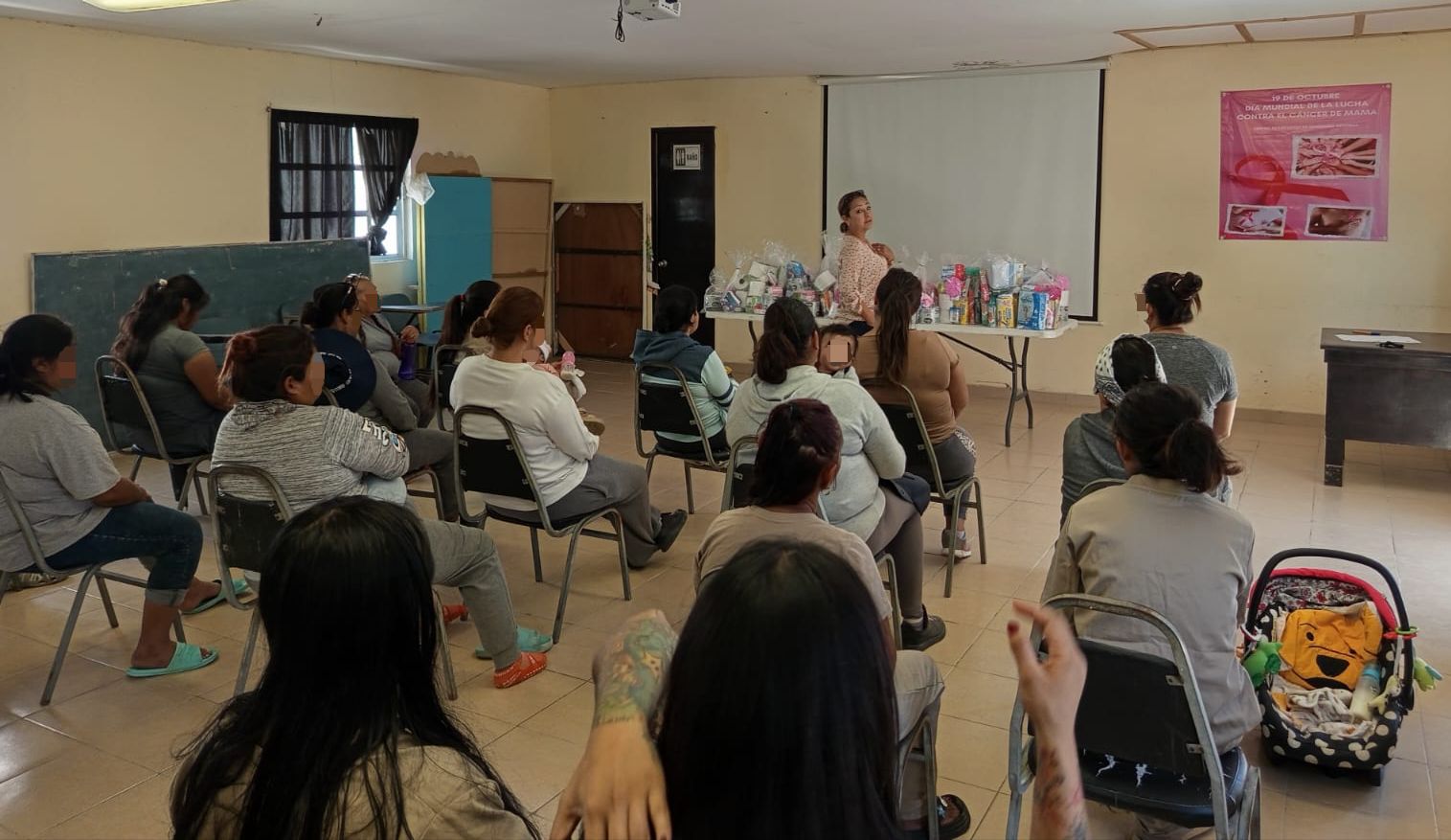 Reciben mujeres del CEDES Reynosa artículos de higiene y leche para sus hijos e hijas
