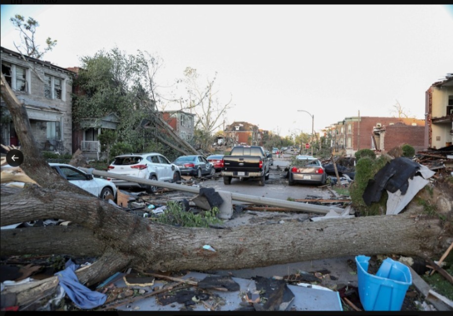 Un sistema de tornados deja al menos 21 muertos en el centro de Estados Unidos