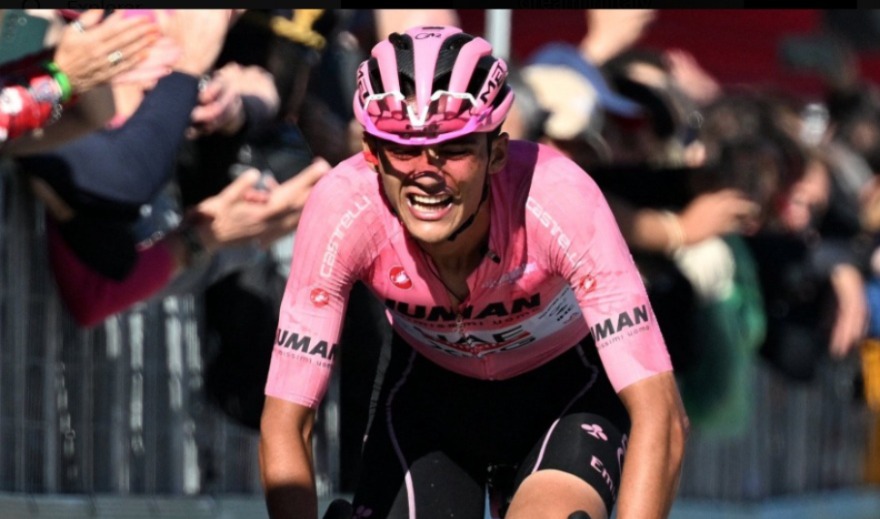 Feroz Del Toro: Aplasta a Carapaz y roza la gloria en el Giro de Italia