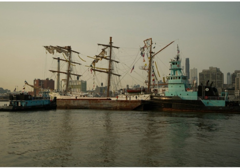Trasladan Buque Cuauhtémoc a astillero en NY para evaluación y reparación