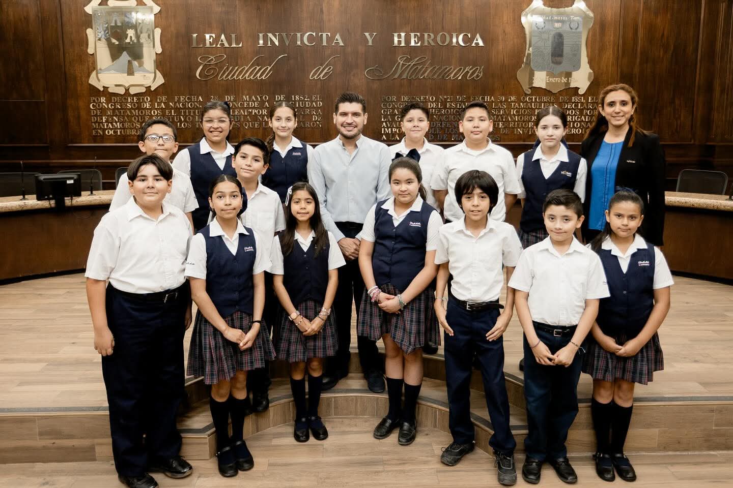 Recibe el alcalde Beto Granados a alumnos Lasallistas