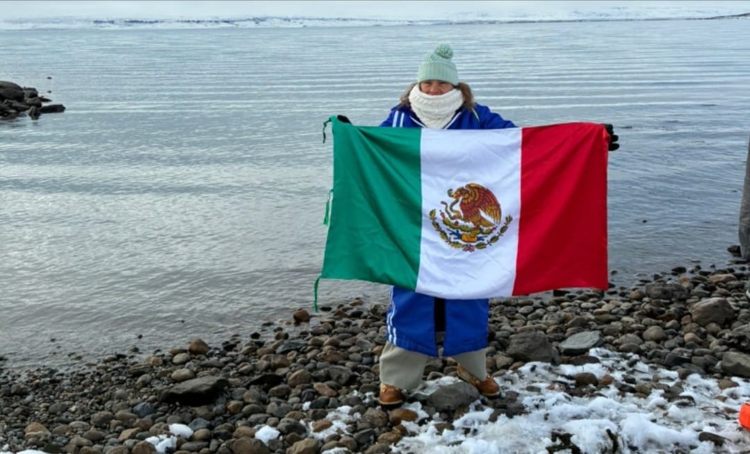 Elizabeth Hernández, la mexicana que desafía las heladas aguas del Glaciar Perito Moreno