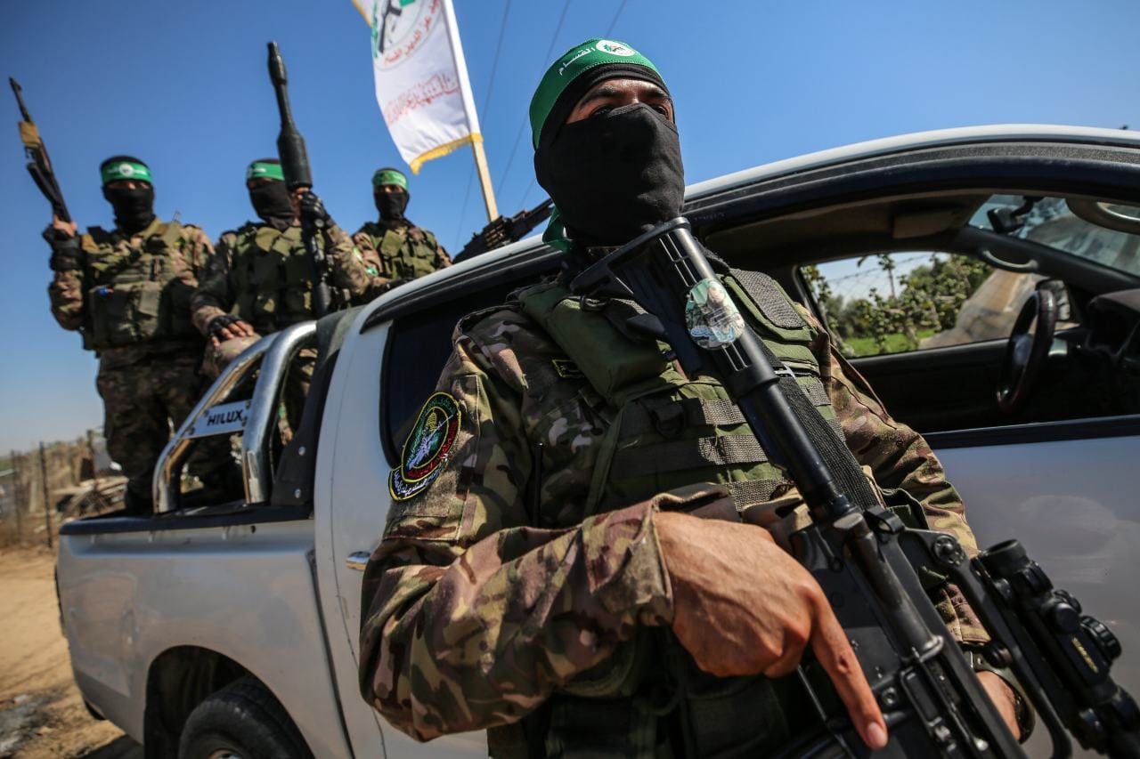 Hamás advierte a Israel que expandir su ofensiva significa “sacrificar” a los rehenes