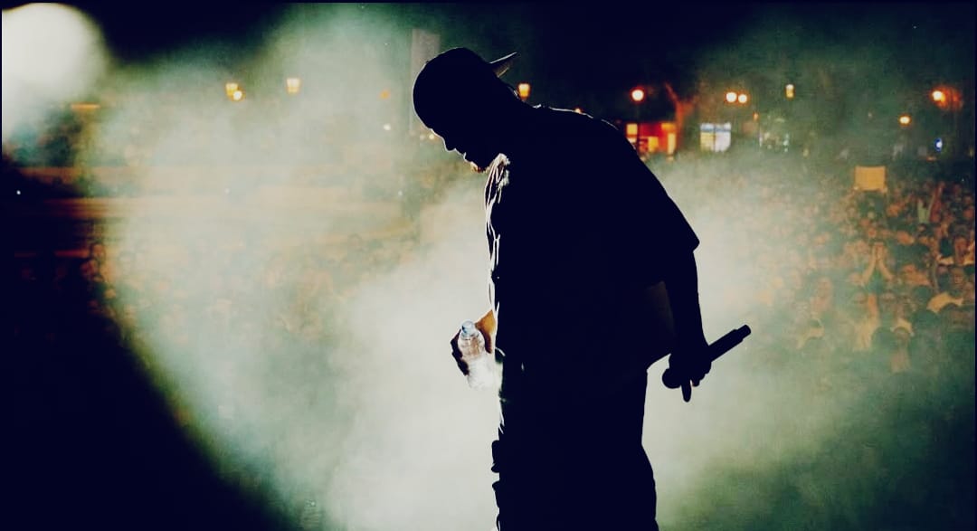 En vivo desde el Zócalo: Residente dará concierto gratuito acompañado de raperas mexicanas
