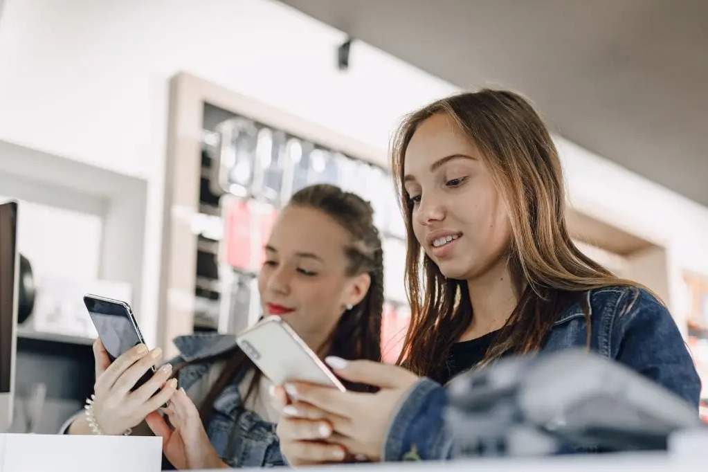 Texas aprueba una ley que restringe el uso de celulares en las escuelas públicas