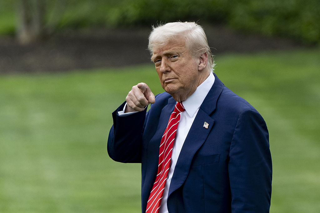 Donald trump confirma ataque a narcoterroristas de Venezuela.