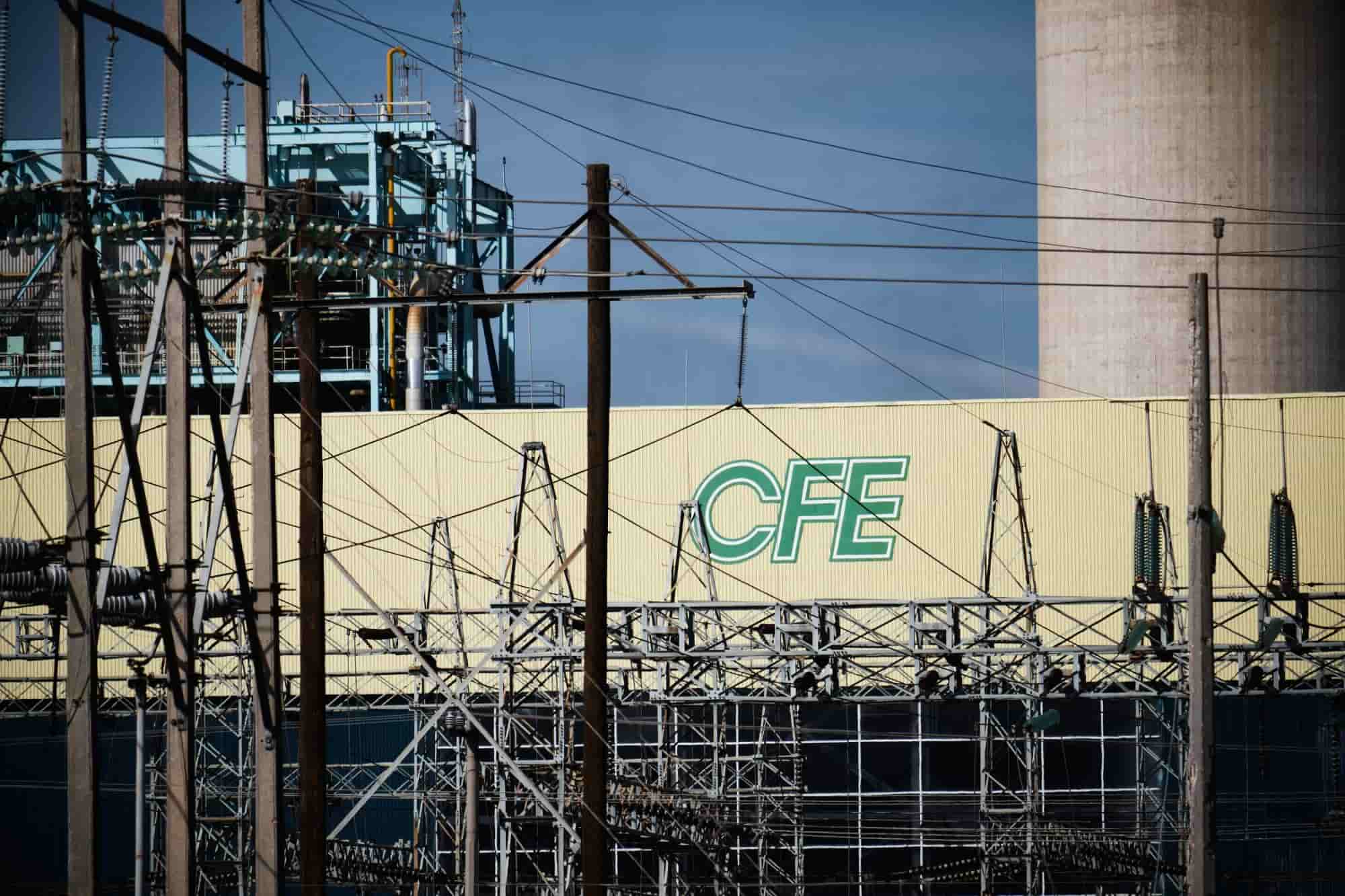 Falla Eléctrica en el Sureste Provoca Apagón Peninsular.