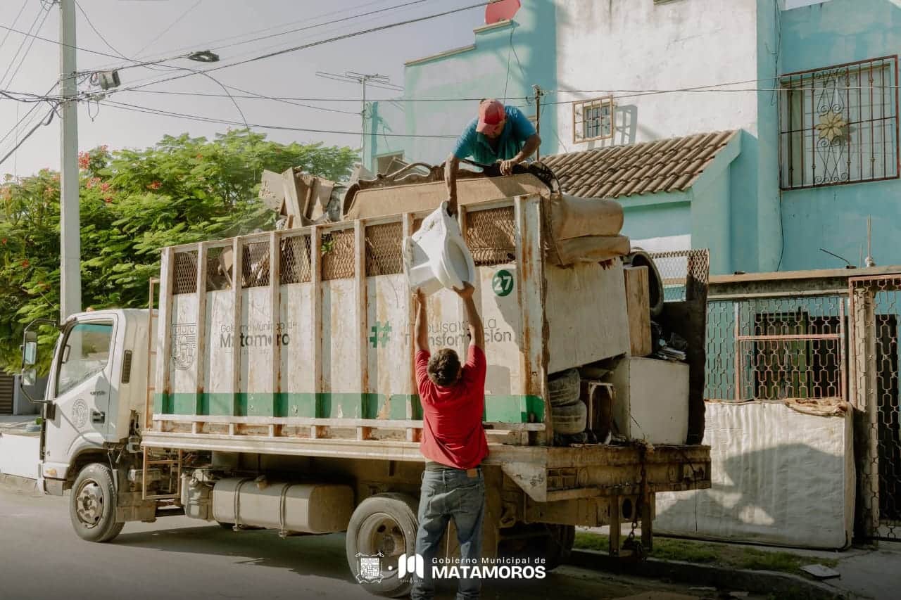Gobierno Municipal realiza jornada de descacharrización en fraccionamientos