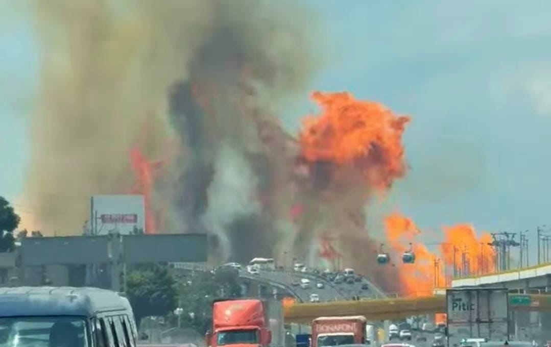 Caos en la Línea A del Metro: explosión de pipa provoca cierre de estación y carreteras