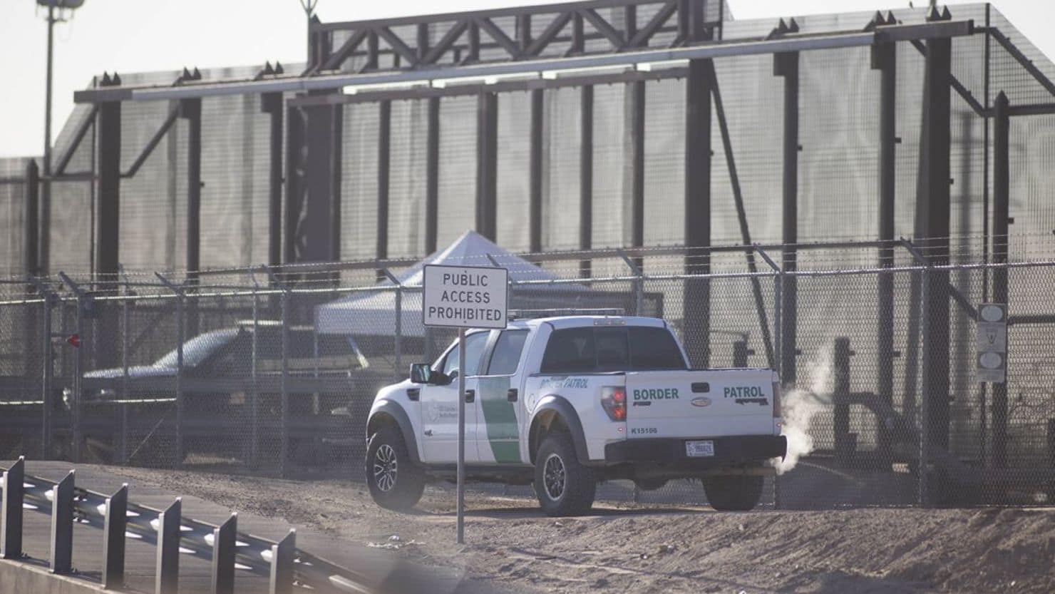 Alerta de la Embajada de EE. UU. en México: video de TikTok promueve peligrosa ruta migratoria falsa.