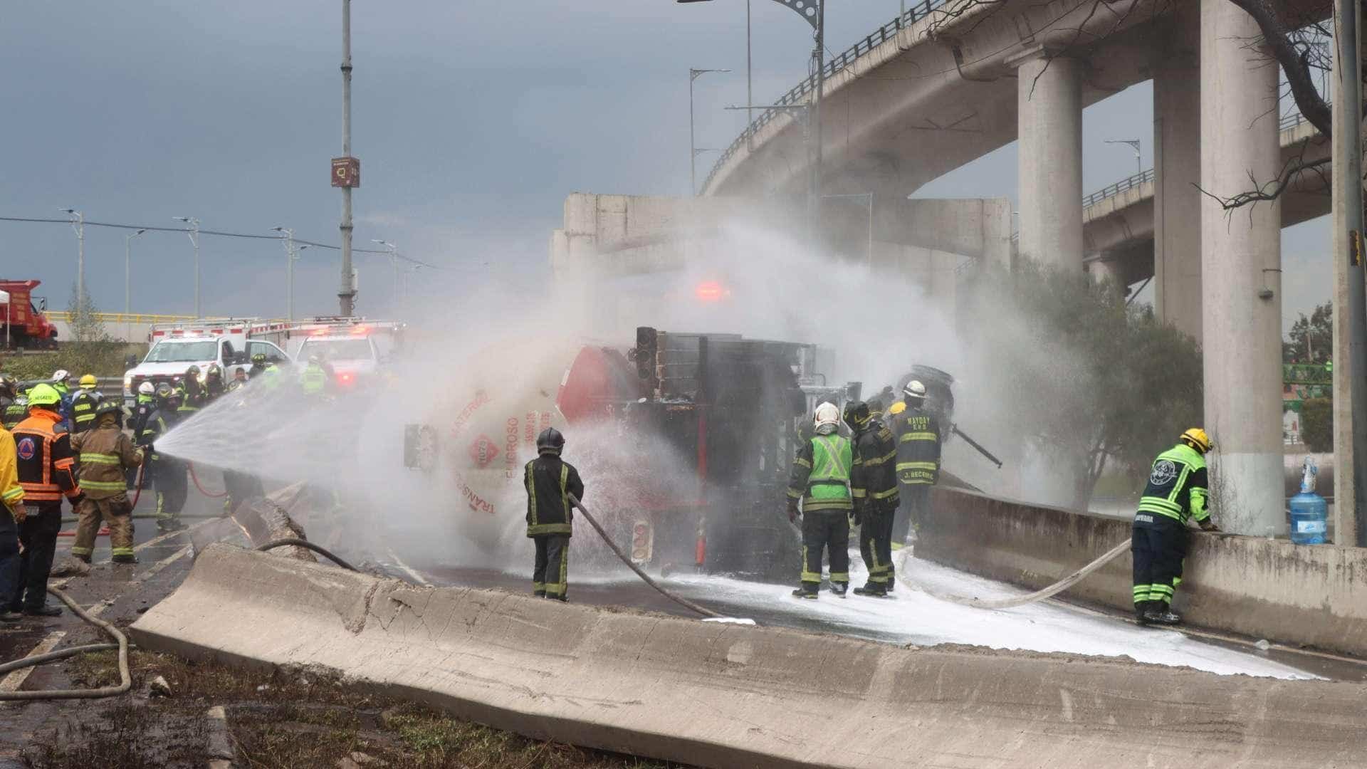 Sube a 17 la cifra de muertos por explosión de pipa de gas en Iztapalapa