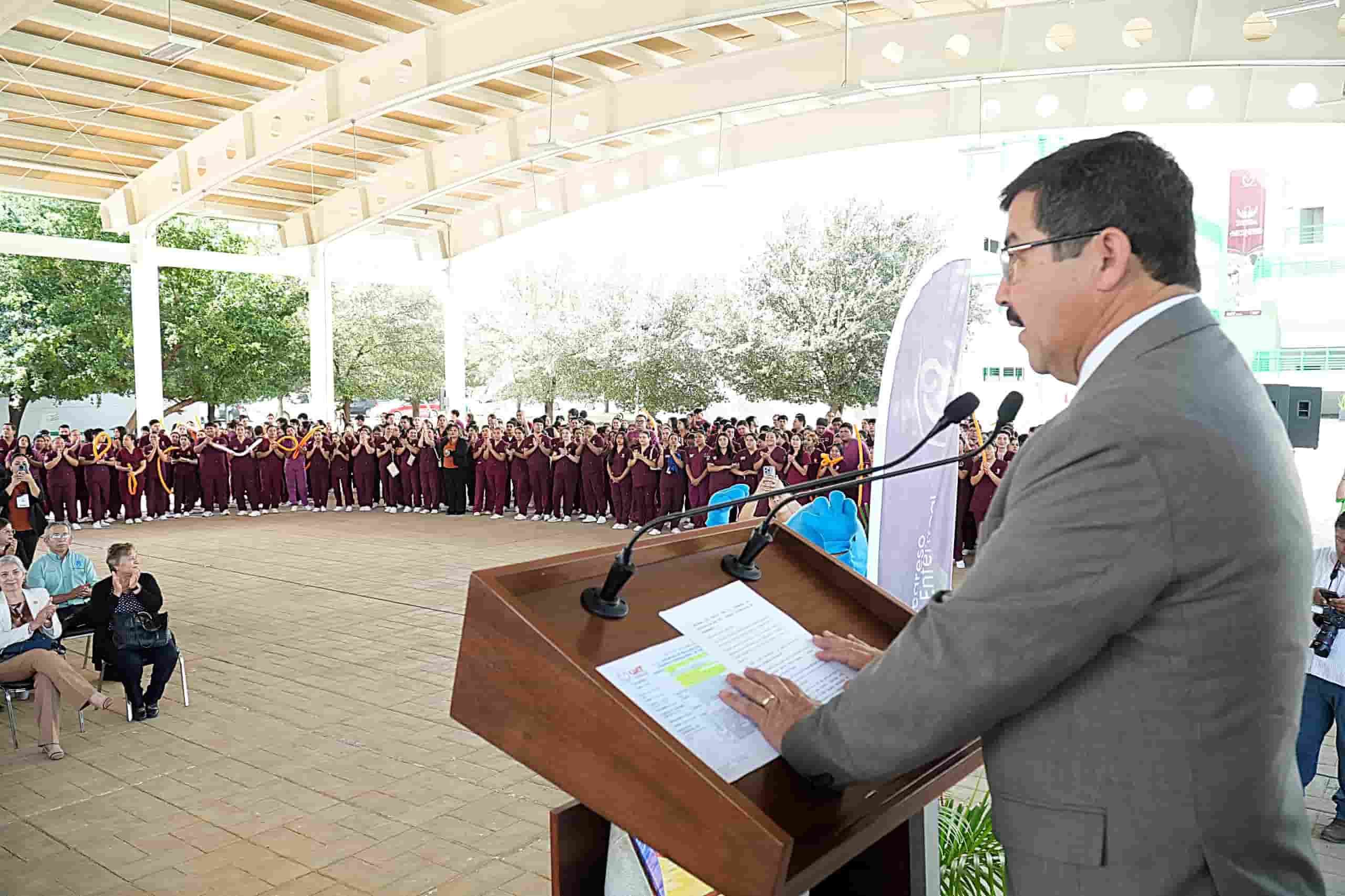 Inaugura rector Congreso Internacional de la Facultad de Enfermería Victoria