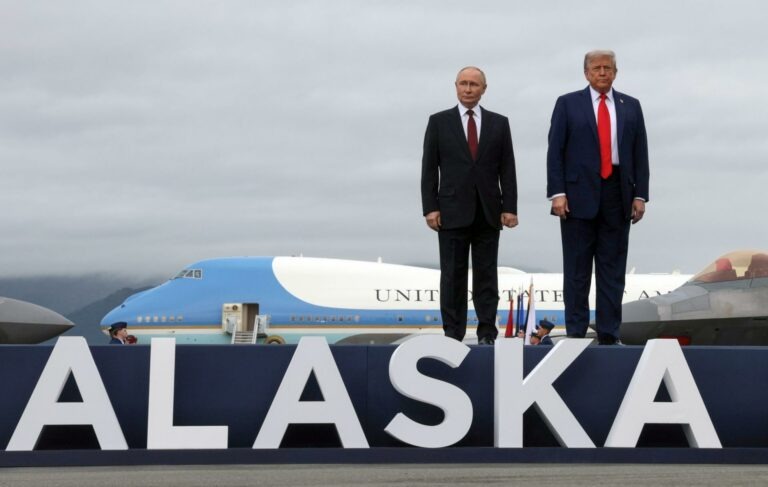 Trump Anuncia Próxima Cumbre con Putin en Budapest para Intentar Poner Fin a la Guerra de Ucrania