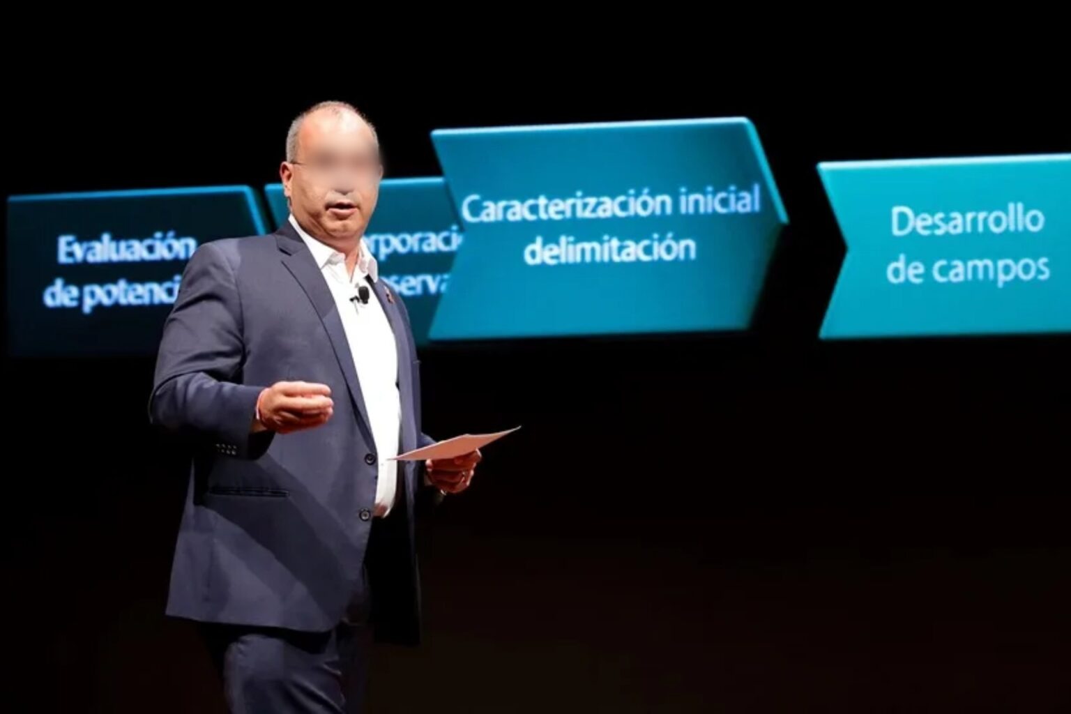 Presidenta Sheinbaum Confirma que Exdirector de Pemex Carlos Treviño Sigue Detenido en Estados Unidos