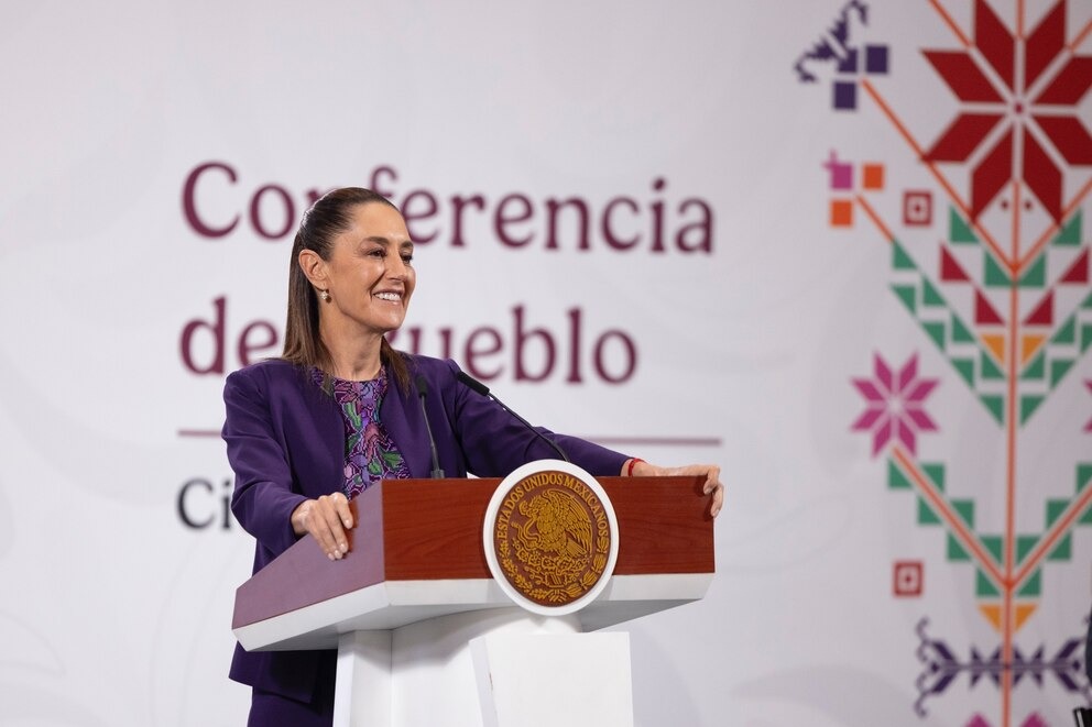 Emmanuel Macron Visitará México el 7 de Noviembre para Dialogar sobre Repatriación de Códices