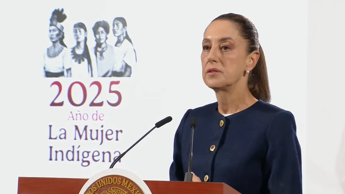 Sheinbaum Cuestiona al PAN por Relanzar su Imagen en Medio de Inundaciones