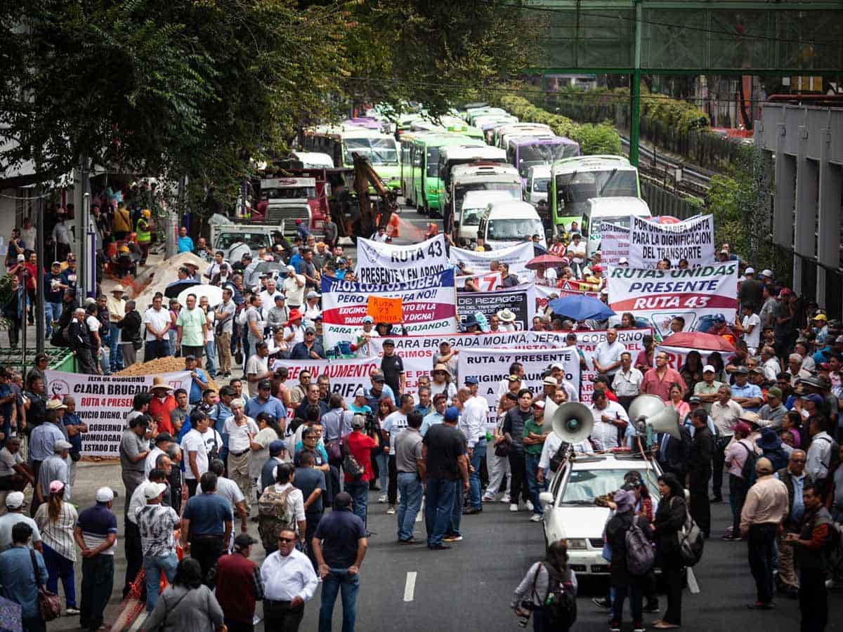 Se Agudizan Bloqueos: Transportistas y Agricultores Rompen Diálogo con el Gobierno