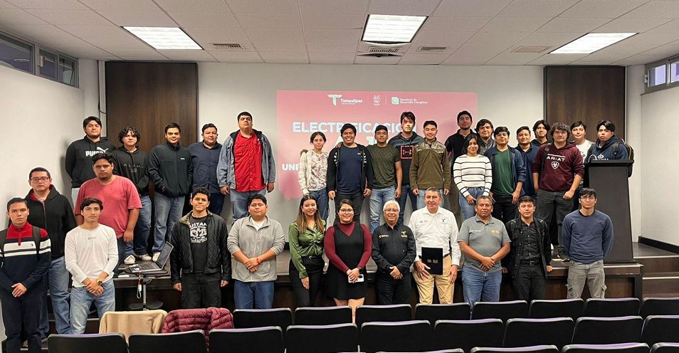 Presentan proyecto “Electrificación al 100%” al alumnado de la Universidad Politécnica de Victoria