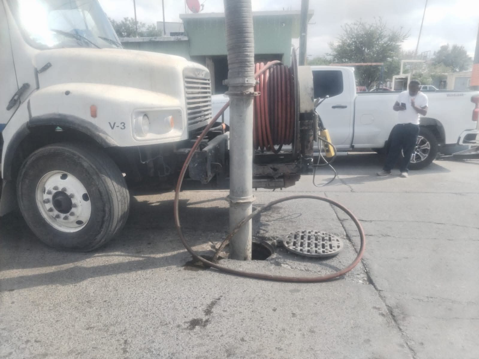 Gobierno de Matamoros atiende drenaje sanitario en Puerto Rico
